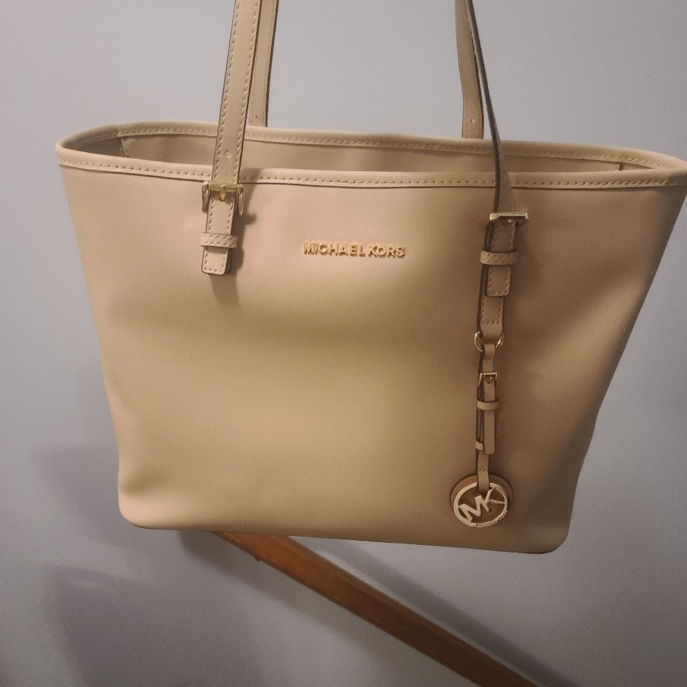 Michael Kors Tote